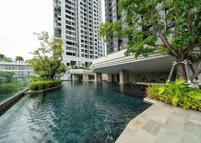 Near Bts And Mrtl High-floor L Chatuchak Market 曼谷