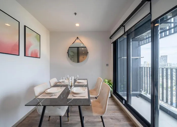 Near Bts And Mrtl High-floor L Chatuchak Market 公寓
