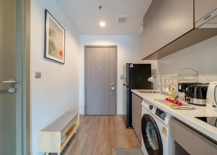 Near Bts And Mrtl High-floor L Chatuchak Market *