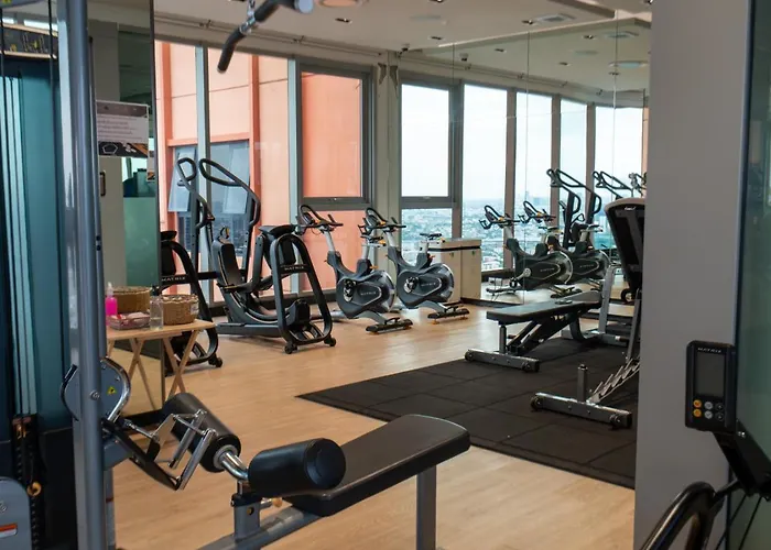 Near Bts And Mrtl High-floor L Chatuchak Market 曼谷