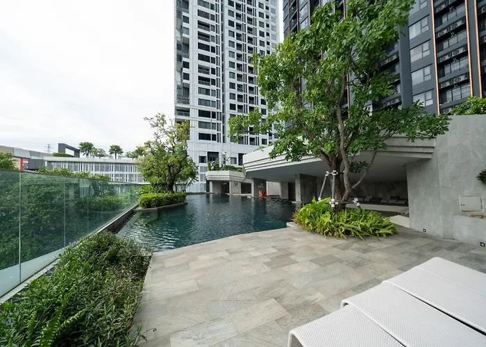 Near Bts And Mrtl High-floor L Chatuchak Market * 曼谷